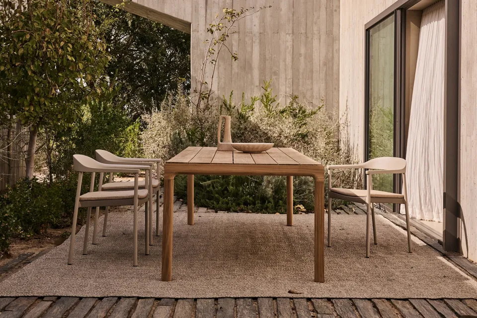 Illum outdoor furniture by Tribù