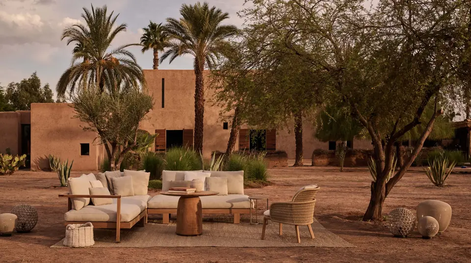 Pure outdoor furniture by Tribù